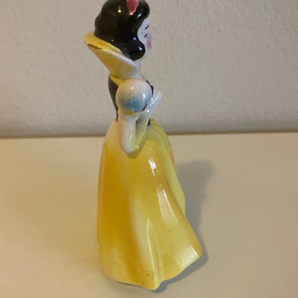 Vintage Snow White by Wales Japan 1960 - Picture 5 of 7